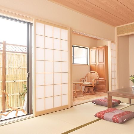Osakajo Villa Exteriör bild